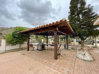 Masia  Carretera e-16. Casa rústica en perín con 3 habitaciones y amplio terreno de 60,