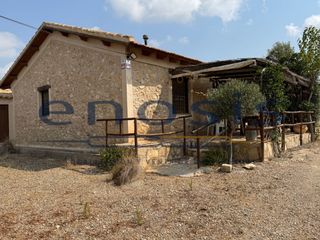 Masia  Carretera del garruchal. Se vende magnifica casa rústica en gea y truyolls 3 habitaciones