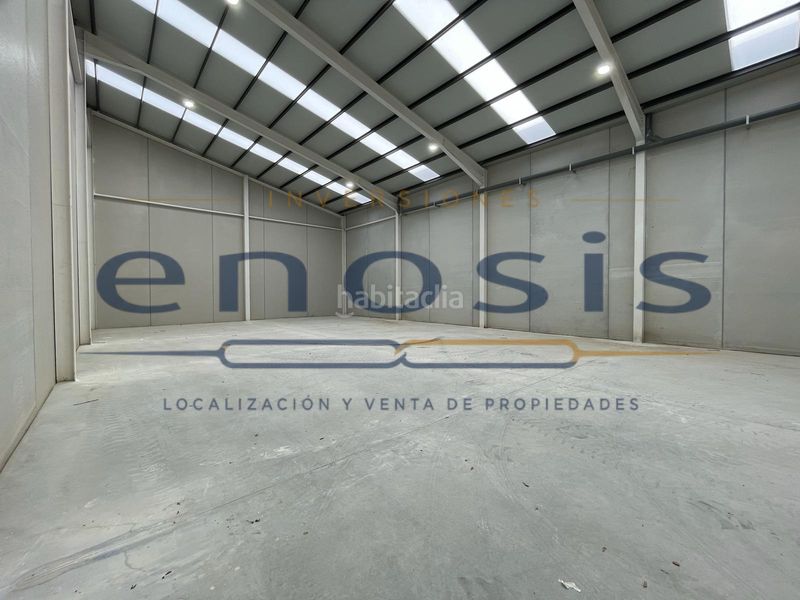 Foto b0ab9746-34f7-448e-a7c1-fa88880073f7. Location bâtiment à usage industriel dans Roldán Torre - Pacheco