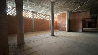 Rent Business premise in Yecla. Se alquila local comercial de 400m2, 800/1600m2 en zona céntrica