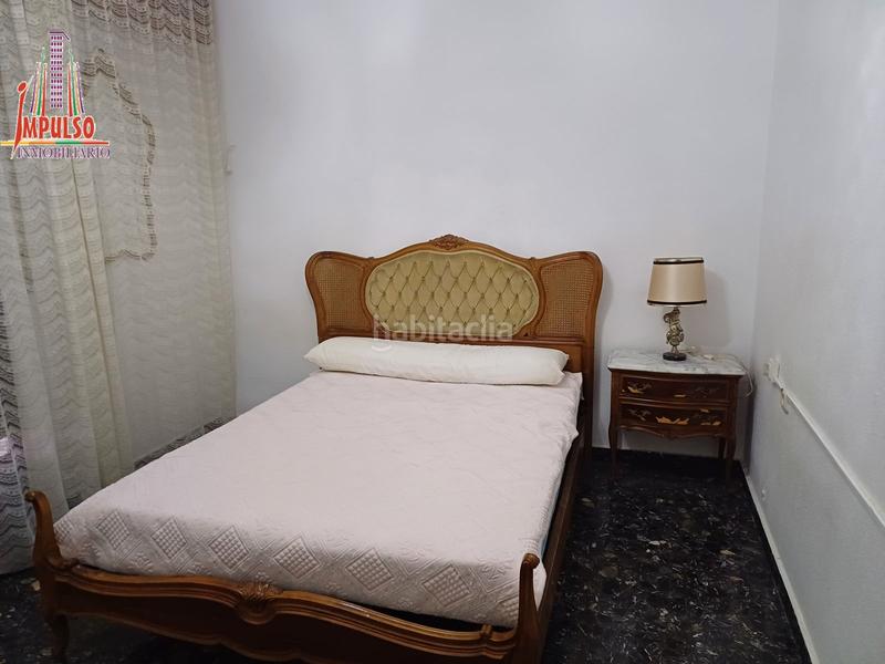 Foto c589d814-2f6a-4672-acbd-c8382e33c75f. Rent flat with heating in Centro Albacete