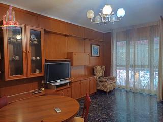 Flat in Calle Tesifonte Gallego