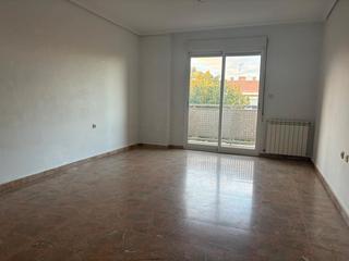 Lloguer Pis a Estación. Estupenda vivienda familiar próxima estación de tren