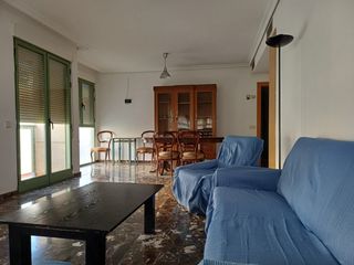 Rent Flat  Calle octavio cuartero. Piso muy centrico