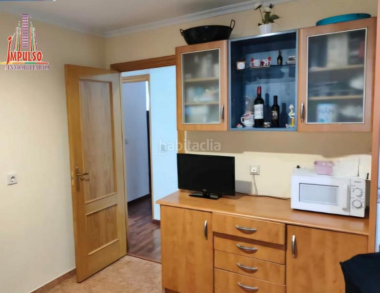 Foto 6b39759f-d1d1-4c27-8c0f-62504f1ea94c. Piso amplia vivienda zona vereda con plaza de garaje y trastero en Albacete