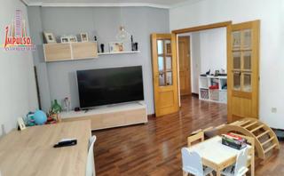 Piso en Santa Teresa - Vereda. Amplia vivienda zona vereda con plaza de garaje y trastero