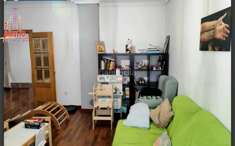 Foto d7663e23-d4f0-4559-b0e5-ac07fa3669bd. Piso amplia vivienda zona vereda con plaza de garaje y trastero en Albacete