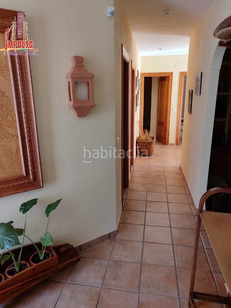 Foto aa0f957c-32d7-4312-9908-509e3cce0fa9. Chalet con camino riscaldamento parcheggio piscina in Albacete