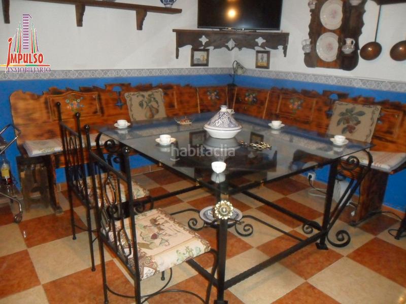 Foto 1b8886a1-d986-4da1-a4a7-92aaf258c91d. Chalet con camino riscaldamento parcheggio piscina in Albacete