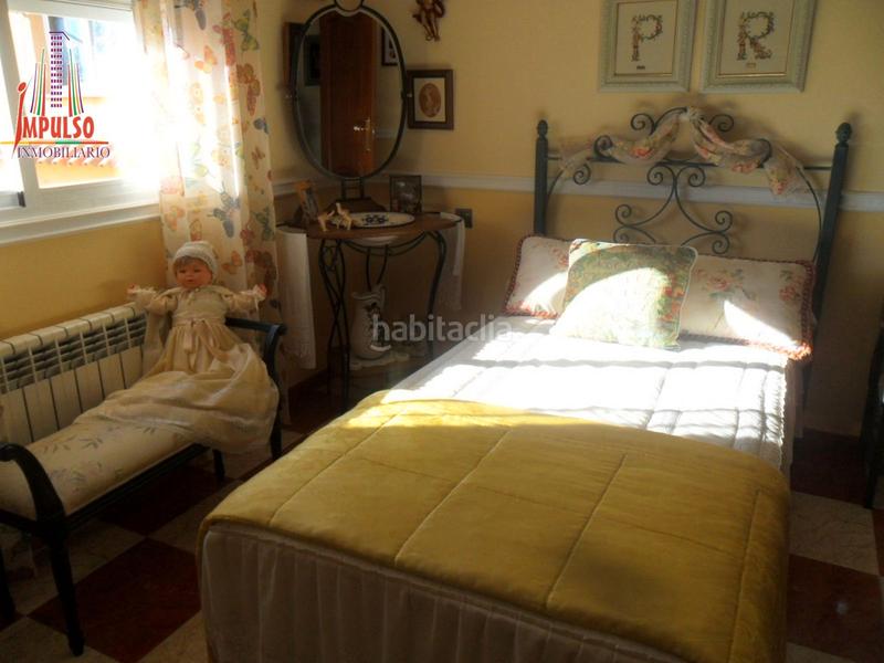 Foto 1ca7b11d-e05c-4f9b-9efa-ed0e775b6676. Chalet con camino riscaldamento parcheggio piscina in Albacete