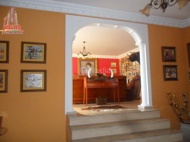 Foto 3492133c-66a5-4281-9f9d-719b429545ed. Chalet con camino riscaldamento parcheggio piscina in Albacete