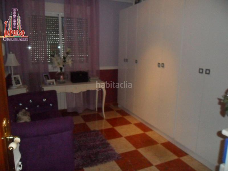 Foto 5ecfe8f9-07b3-452e-ab8f-e85c65bc489f. Chalet con camino riscaldamento parcheggio piscina in Albacete