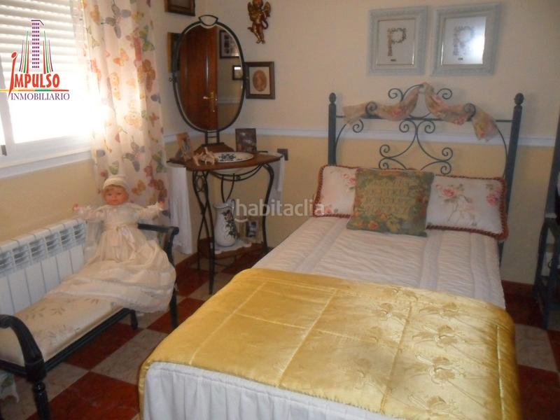 Foto 6ba1971e-6bb2-44a7-87ec-cc91d8960945. Chalet con camino riscaldamento parcheggio piscina in Albacete