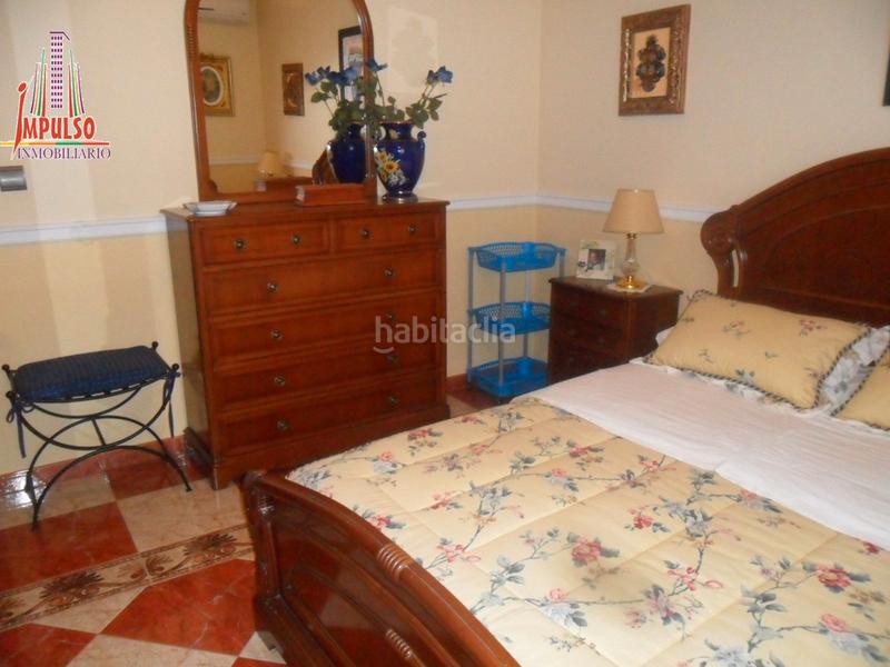 Foto a82f49b4-3fc2-4c55-a7fa-834105ab0ab5. Chalet con camino riscaldamento parcheggio piscina in Albacete