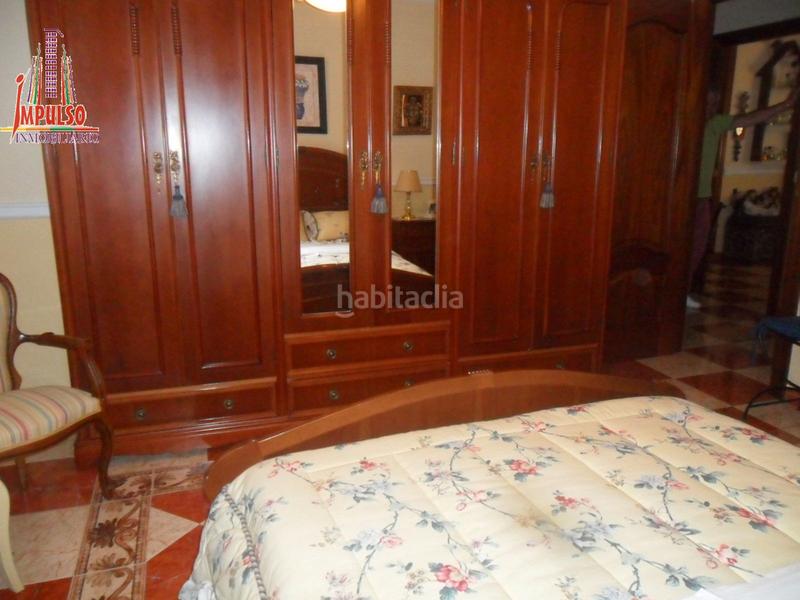 Foto bf960dde-0434-4c2c-901f-cdb6f04841ad. Chalet con camino riscaldamento parcheggio piscina in Albacete