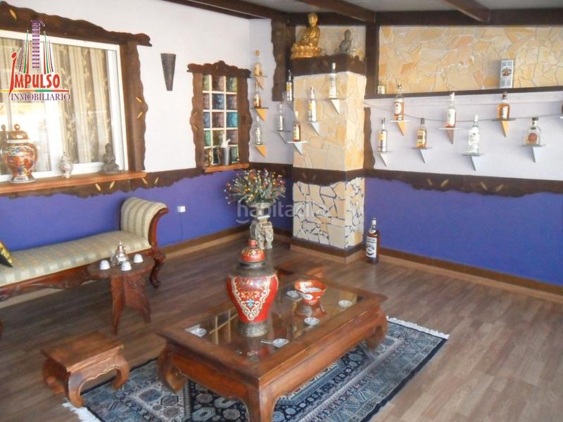 Foto d7685644-ebc7-452f-8a1b-6e2b57518ee5. Chalet con camino riscaldamento parcheggio piscina in Albacete