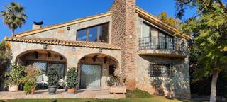 Xalet a Alfinach - Monasterios. Vivienda en venta en urbanización alfinach (puçol)