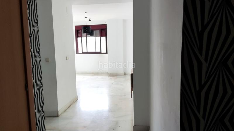Foto 5b5aae1c-c1f3-4718-8716-51f159e78cac. Piso  en venta avd. del ejercito español en Muelle Ceuta