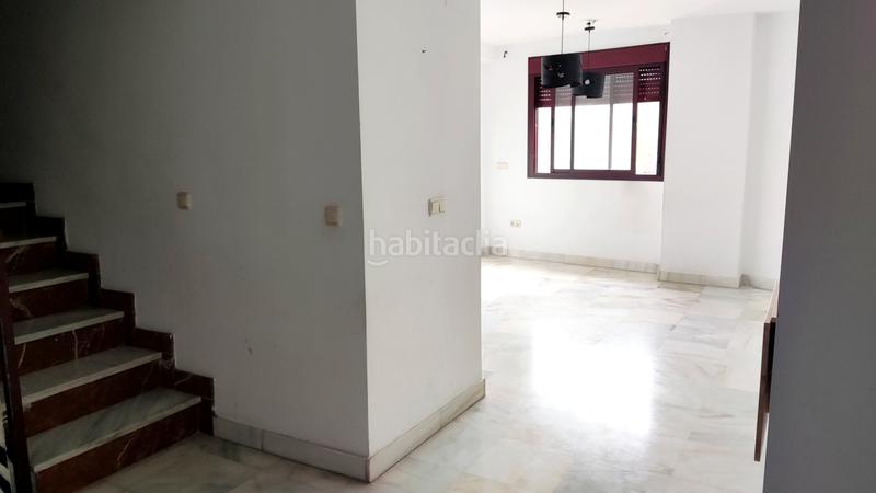 Foto e2a73823-a836-4df4-8ab4-08a7edef688d. Piso  en venta avd. del ejercito español en Muelle Ceuta