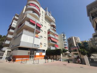 Appartement à Calle alberto fernández 2. Fabuloso piso con vistas al mar y licencia de apartamentos turis