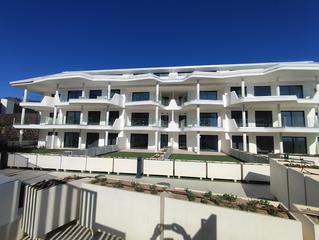 Appartement à Avenida fuengirola 2. Fabulosa vivienda en reserva del higuerón, lomas 2, bajo con gra