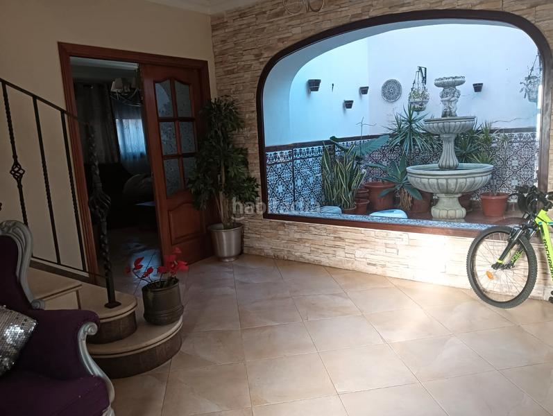 Foto ae9f03b1-648a-4104-93c2-067c39761fa2. Chalet in calle los almendros 12 in Los Pacos Fuengirola