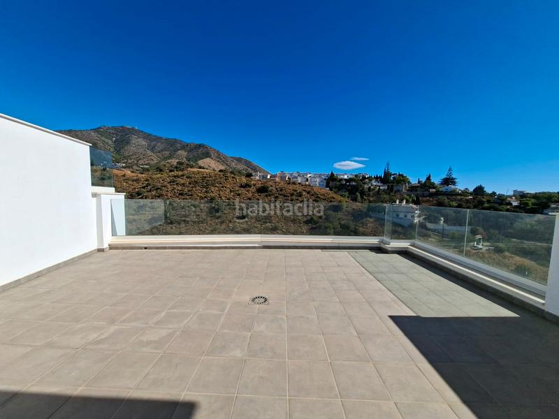 Foto d0e49e9a-9e2f-472c-8496-66b8e0c8a6e2. Casa a schiera in calle pensamiento 52b in Torreblanca del Sol Fuengirola