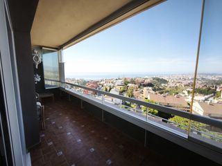 Pis a Calle el lirio 16. Precioso piso coqueto con vistas increíbles a la bahía de fuengi