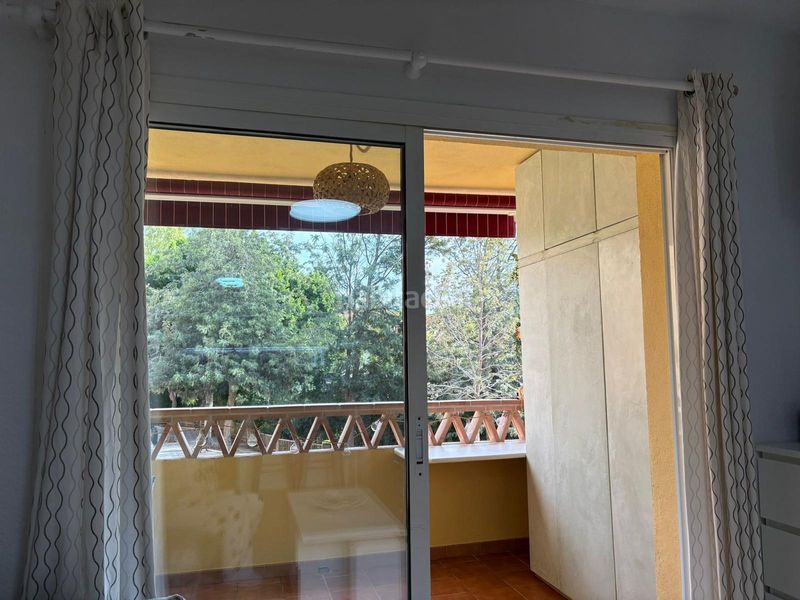 Foto 53a8efbe-70b0-47f1-8f15-7f3d3e92d2bc. Pis a avenida Los Pacos 9 a Los Pacos Fuengirola