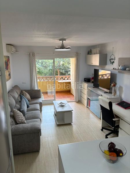 Foto 79e169e7-6906-491a-8f9a-1d2e024218ed. Pis a avenida Los Pacos 9 a Los Pacos Fuengirola