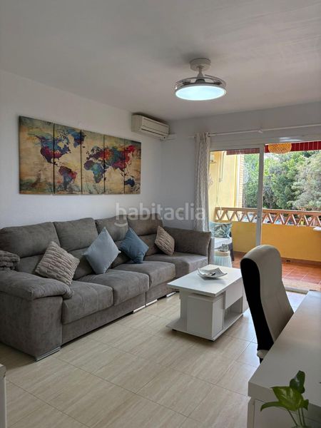 Foto c076dc06-fef2-455a-83d8-d0eb97557f6e. Pis a avenida Los Pacos 9 a Los Pacos Fuengirola