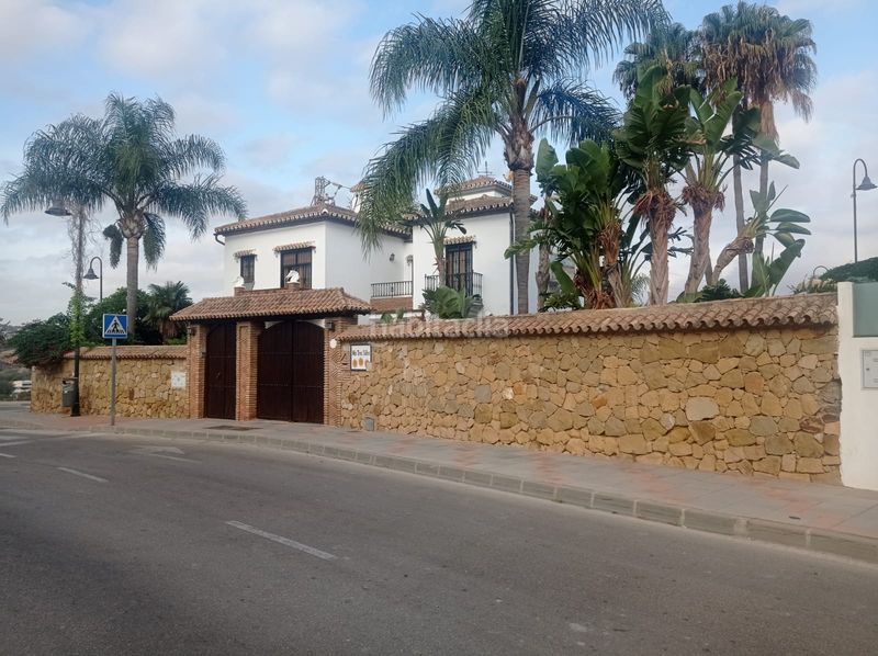 Foto b91e5571-b5be-424d-8385-ae0009561b30. Xalet a calle río guaro 20 a Los Ríos Mijas