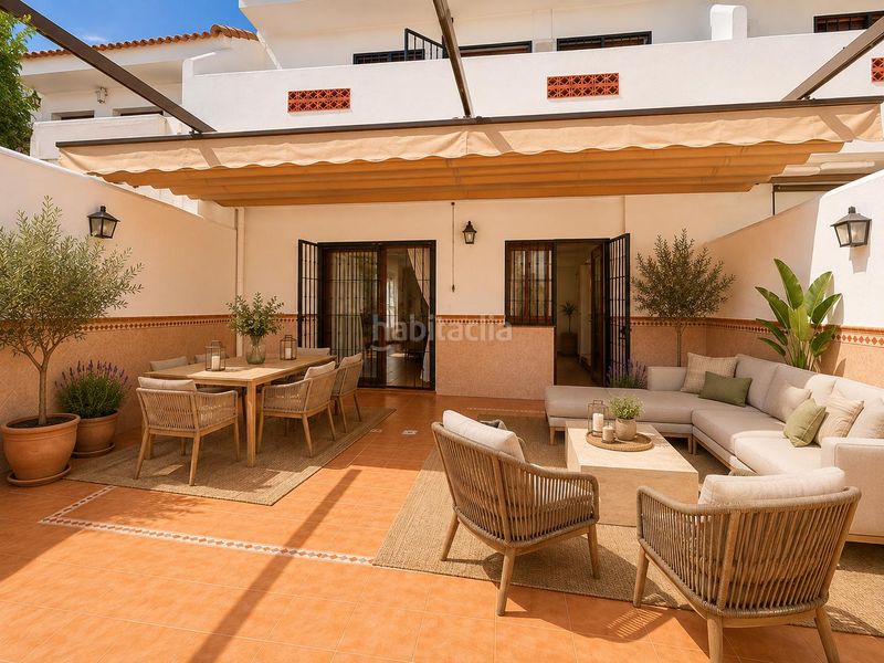 Foto e2c621c3-700d-4ed5-9da2-e049372b031c. Casa adossada a calle hierbamora 16 a Centro Benalmádena