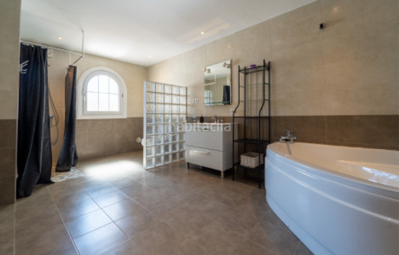 Foto 04d1210c-6481-4f81-a991-0d536f8d14c4. Chalet en n/a fantástica villa en una zona muy privilegiada y con una tranquilidad perfecta en Mijas