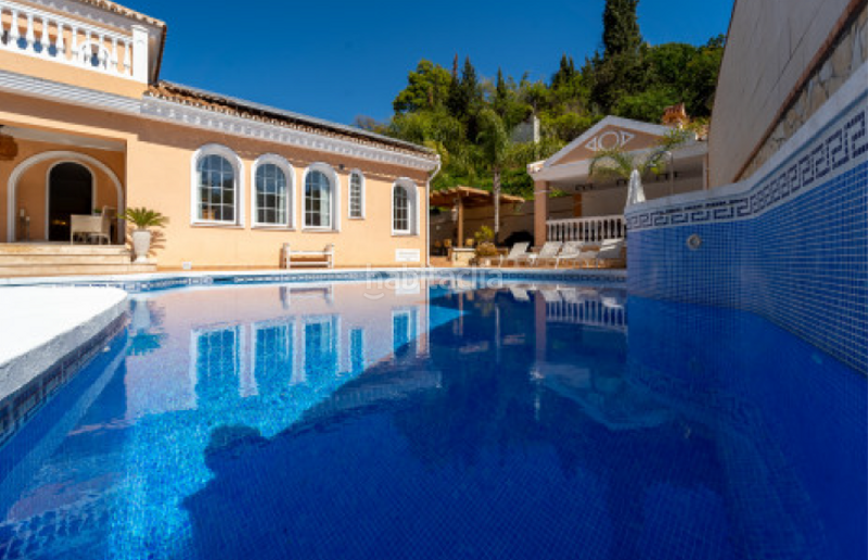 Foto b4905eb4-16b9-4089-9428-759b75e1e4c5. Chalet en n/a fantástica villa en una zona muy privilegiada y con una tranquilidad perfecta en Mijas