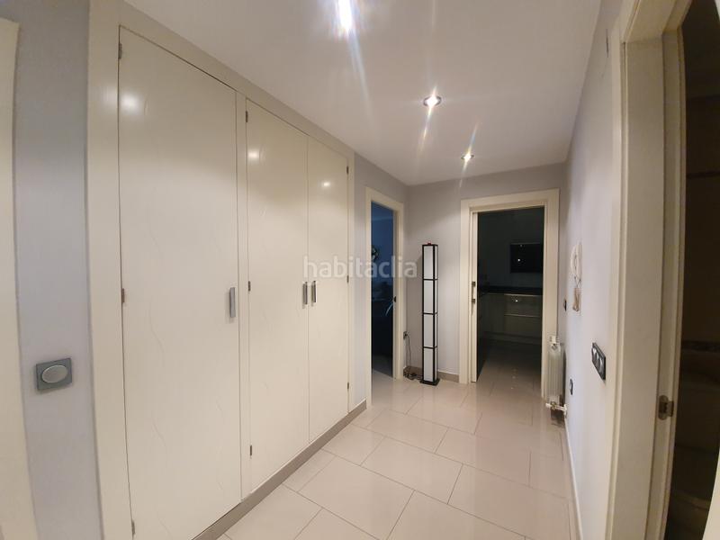 Foto bb1d18e5-88c6-445c-8b25-1e6ded2c774a. Pis a avenida pedro de mendoza y luján 41 a Guadix