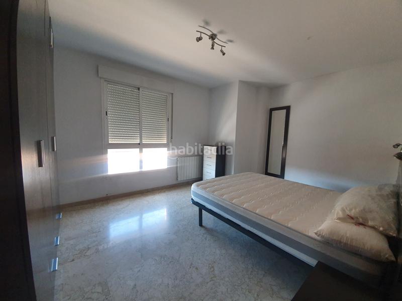 Foto 84780f0b-6e82-48b3-b3c2-eee30488b28d. Pis a camino del berzal 6 a Guadix