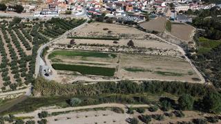 Finca rústica a Carretera di guadix 24. Finca a la entrada de villanueva de las torres