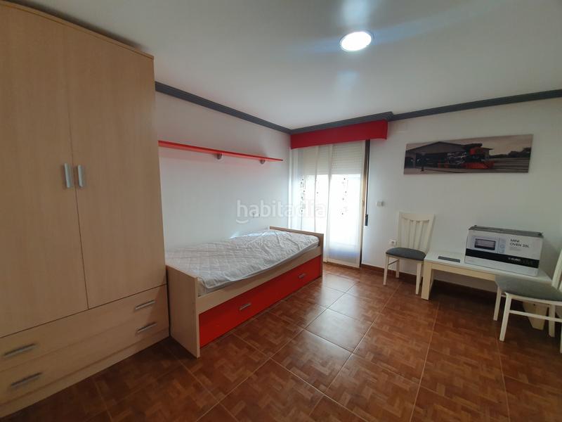 Foto 09175007-3904-4e26-933f-1b8570eb037f. Piso en calle doctor pulido 8 piso en el centro en Guadix