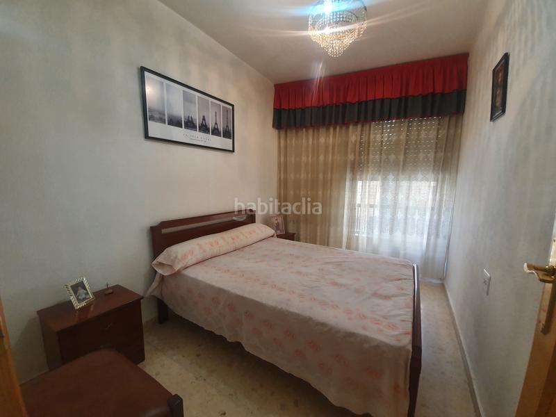 Foto e8baf77f-ce63-429a-aaf3-0e072a5242af. Piso  en zona centro en Guadix