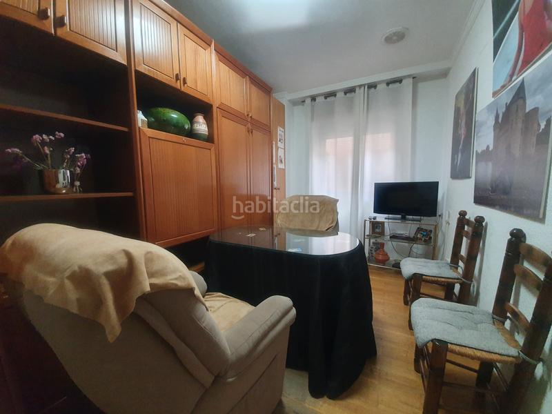 Foto 00d1d344-b678-4abf-8a24-1822bce0ce46. Appartamento in avenida medina olmos 29 in Guadix