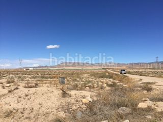 Foto 0d9b61b3-5f50-41c3-b48a-1d0ca071c3e4. Finca rústica a carretera murcia 16 a Guadix