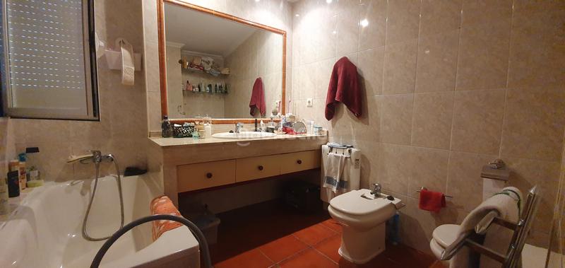 Foto 4f3d9b78-85b0-412b-b8a3-ac55b1f1277b. House with parking in Guadix