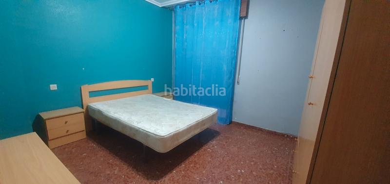 Foto 141860ab-6cd3-45e2-9675-56ab9276f174. Affitto casa a schiera con camino in Guadix