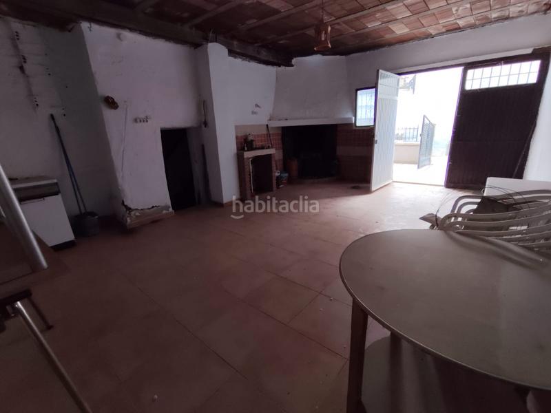 Foto 253ad3ae-6fda-4f5f-8e4e-f1f66f335feb. Casa con parcheggio in Guadix