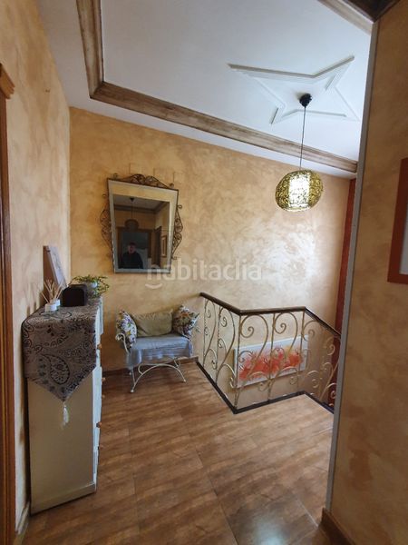 Foto b50fa507-a836-490f-b2b6-2cc36993ddcc. Casa adossada amb aparcament a Guadix
