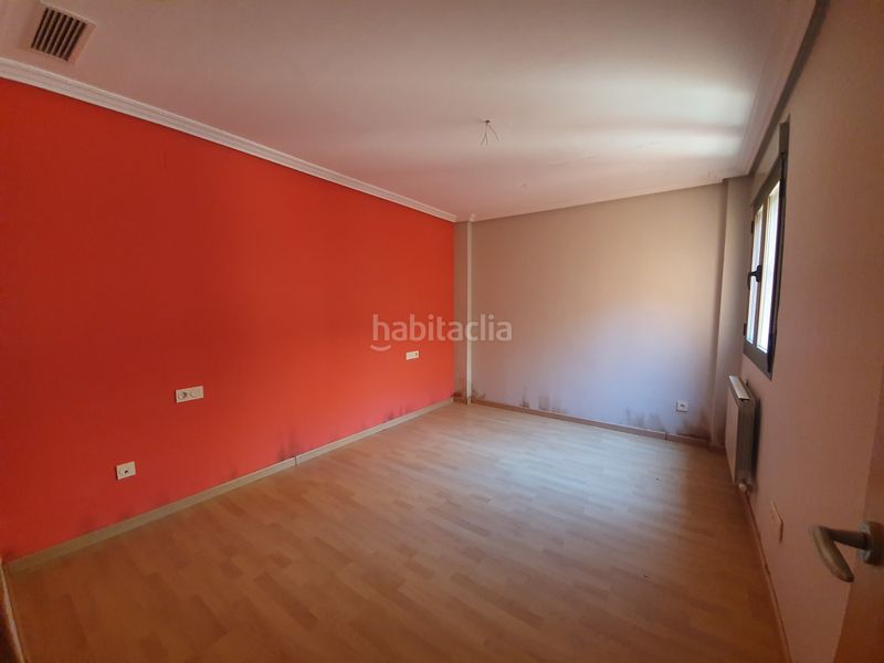 Foto 3380a79f-acdf-413e-a376-8006dd9c1529. Flat in avenida mariana pineda 35 in Guadix