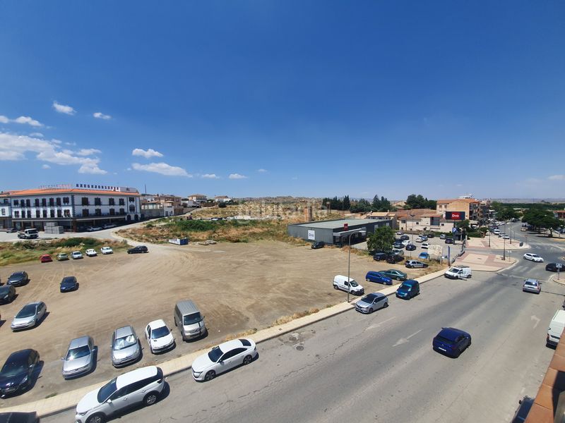 Foto f89fad90-88a4-4b81-9be9-5a01bf864b73. Flat in avenida mariana pineda 35 in Guadix