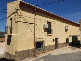 Casa  Calle campanario 11. Espectacular casa grande en alcudia de guadix