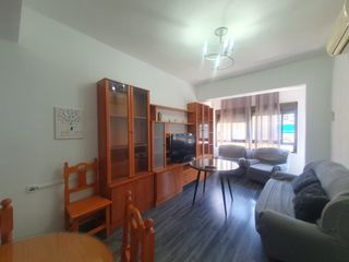 Location Appartement  Avenida medina olmos 50. Piso en el centro de guadix